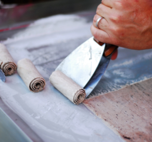 Making roll ice cream